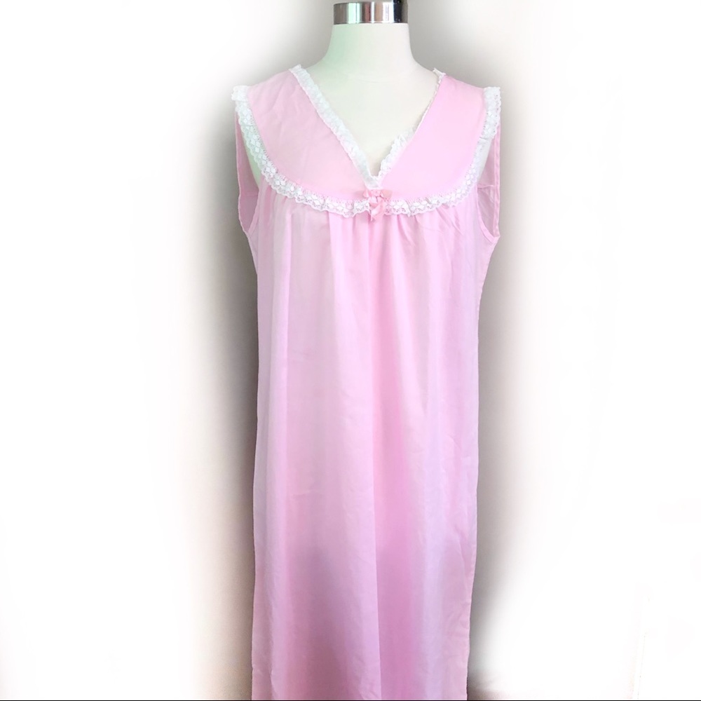 Vintage baby pink nightgown